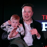 7 Selebriti Pria yang Punya Banyak Anak, Elon Musk 14
