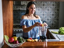 Cara Membersihkan Blender yang Kusam dan Berbau, Dijamin Efektif!