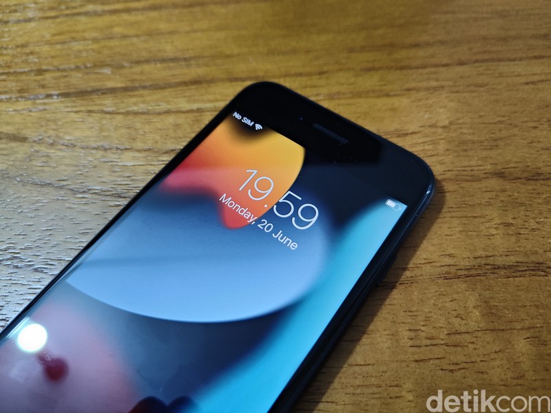 iPhone SE 2022