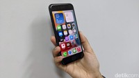 Hands-on iPhone SE 2022, Kecil-kecil Cabe Rawit