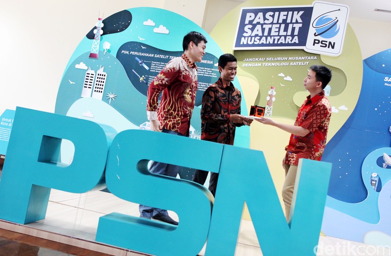 PT Pasifik Satelit Nusantara (PSN) terus berkomitmen dalam mendukung percepatan kemandirian satelit nasional. Kali ini, Satelit Nano Pertama karya Ilmuwan Muda Indonesia segera meluncur.

PSN mendukung pengembangan teknologi satelit nano yang efisien dalam manufaktur dan peluncuran, serta memiliki aplikasi yang sangat luas.