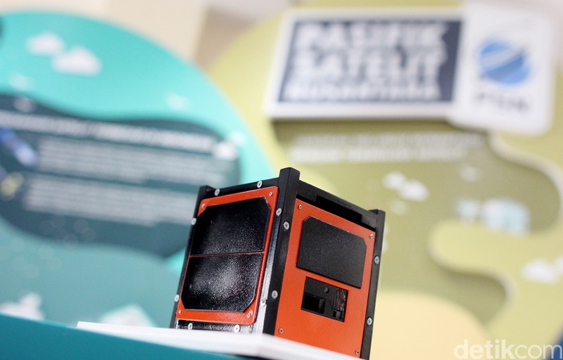 PT Pasifik Satelit Nusantara (PSN) terus berkomitmen dalam mendukung percepatan kemandirian satelit nasional. Kali ini, Satelit Nano Pertama karya Ilmuwan Muda Indonesia segera meluncur.

PSN mendukung pengembangan teknologi satelit nano yang efisien dalam manufaktur dan peluncuran, serta memiliki aplikasi yang sangat luas.