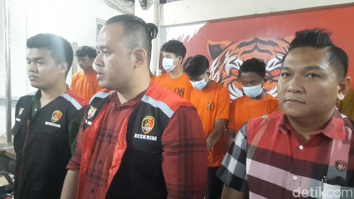 Konferensi pers di  Polresta Jambi kasus geng motor