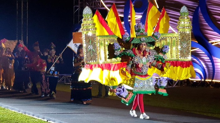 Pesparawi XIII dibuka di Kompleks Candi Prambanan, Sleman. Diikuti 8.144 orang dari 34 provinsi se-Indonesia, Pesparawi jadi simbol kerukunan antarumat beragama