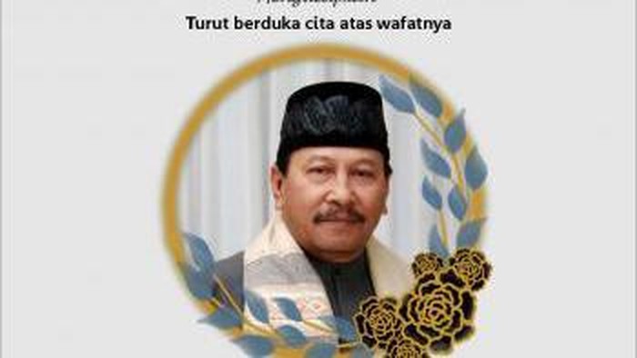 Mantan Bupati Kuningan, Aang Hamid Suganda tutup usia.