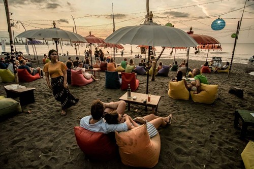 Menparekraf Targetkan 1,5 Juta Wisatawan Mancanegara Berkualitas Berwisata di Bali