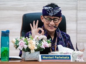 Sandiaga Uno Kasih Modal Usaha ke Warga Blitar, Berapa Jumlahnya?