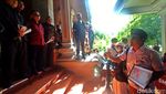 Momen FKPP-Alumni SMA Bali Mandara Serahkan Hasil Kajian ke DPRD