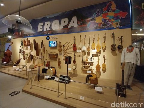 Museum Musik Dunia Jatim Park 3