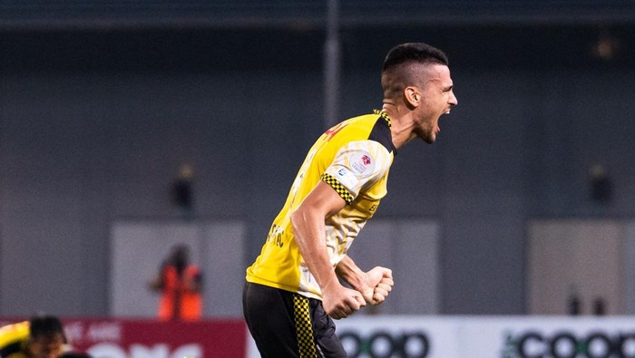 Pemain Tampines Rovers, Boris Kopitovic.