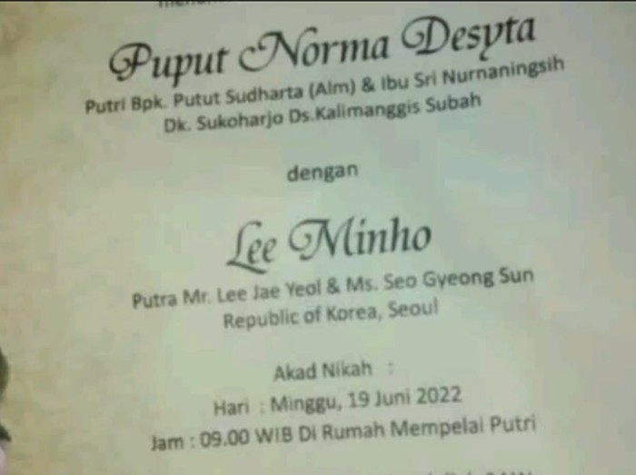 Pernikahan viral di media sosial menikah dengan Lee Minho. Pernikahan viral di media sosial menikah dengan Lee Minho.