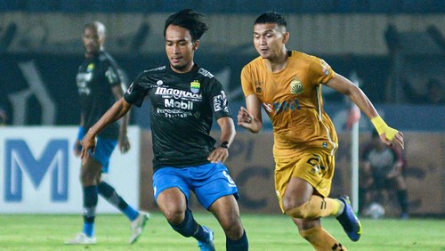 Persib Bandung meraih kemenangan tipis 1-0 atas Bhayangkara FC dalam laga Piala Presiden 2022. Hasil ini memastikan Maung Bandung lolos ke perempatfinal.