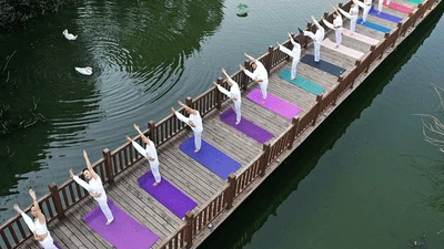 Semarak Perayaan Hari Yoga Sedunia di Berbagai Negara
