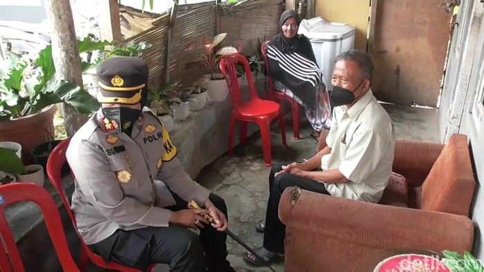 Sosok Bripka Nanang mantan anggota polisi lantas di Subang yang tinggal di kontrakan sederhana.