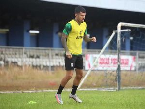 Video Stefano Lilipaly Cs Bersiap Hadapi Derby Papadaan