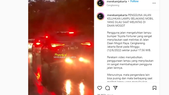 Toyota Fortuner pakai lampu tembak, bikin silau pengendara di belakang