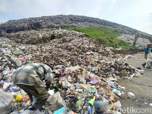 Airlangga Ungkap Potensi Ekonomi dari Pengurangan Sampah