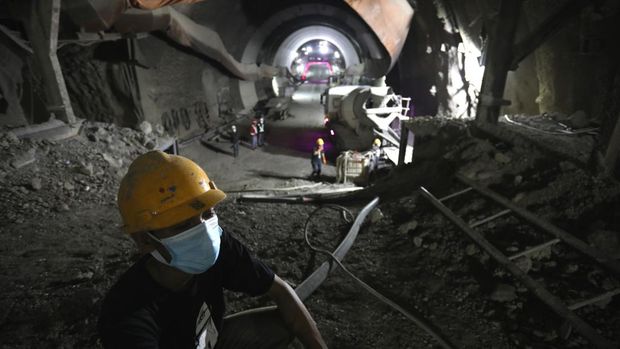Tunnel KCIC, Terowongan KCJB, Kereta Cepat Jakarta Bandung (CNBC Indonesia/Tri Susilo)