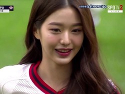 7 Foto Wonyoung IVE yang Kecantikannya Viral Bikin Takjub Saat Buka Masker