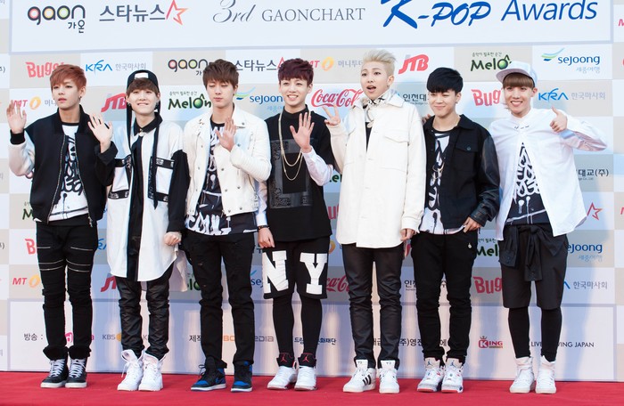 469815233 SEOUL, SOUTH KOREA - FEBRUARY 12: BTS attend the Gaon Chart K-pop Awards at Olympic Park on February 12, 2014 in Seoul, South Korea. (Photo by Choi Soo-Young/Multi-Bits via Getty Images)