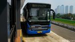 Antusias Warga Naik TransJakarta-MRT Gratis Saat HUT DKI