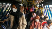 Kebijakan tarif TransJakarta, LRT Jakarta, dan MRT Jakarta hanya berlaku hari ini sampai pukul 23.59 WIB.