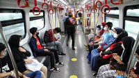 Pemprov DKI Jakarta menggratiskan tarif angkutan umum TransJakarta, MRT, dan LRT Jakarta pada hari ini, Rabu 22 Juni 2022 dalam rangka HUT ke-495 DKI Jakarta.