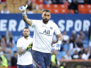 Szczesny Diincar Bayern, Juventus Dekati Donnarumma