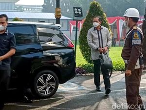Eks Mendag M Lutfi Diperiksa Kejaksaan Agung