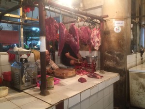 Pedagang Elus Dada, Harga Daging Sapi Rp 140.000/Kg tapi Nggak Ada yang Beli