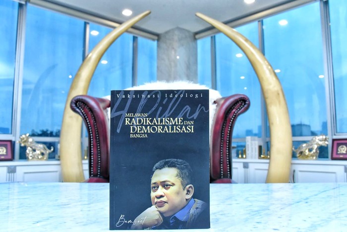 Lawan Radikalisme, Bamsoet Luncurkan Buku Urgensi Vaksinasi Ideologi