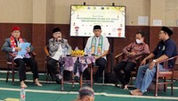 Sosialisasi dan pencegahan berlangsung secara daring, di Jakarta dengan mengambil tema : Sosialisasi Penyelenggaraan Kurban 1443 H/ Tahun 2022 yang Aman, Sehat, dan Halal Bebas dari Penyakit Mulut dan Kuku (PMK).