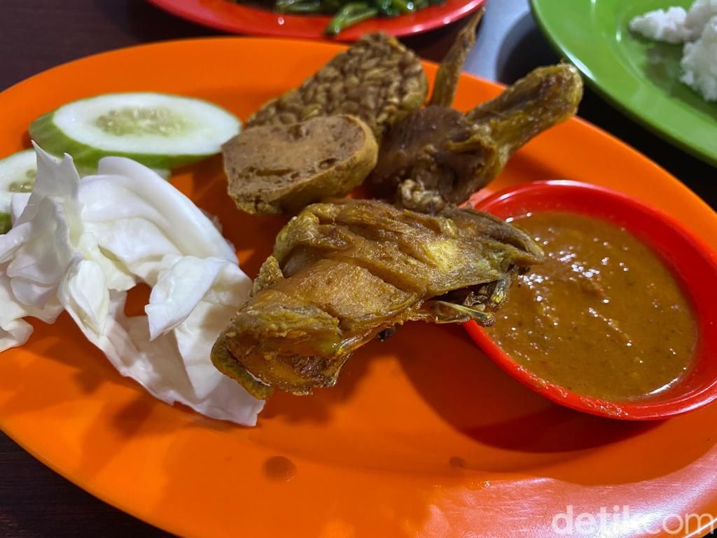 Makan di Warung Seafood PRJ yang Disebut Getok Harga, Ini 5 Faktanya