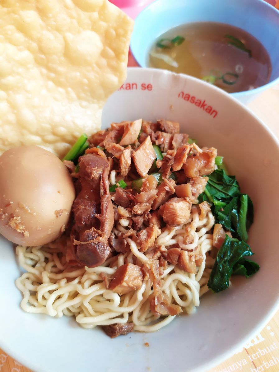 Mie ayam 20 ribuan yang enak