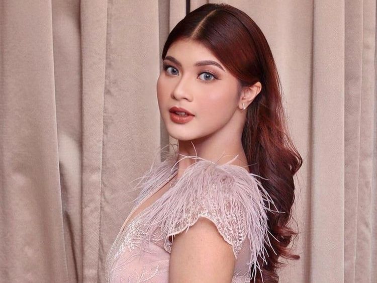 Gede di YouTube, Nabila Maharani Dorong DVerse