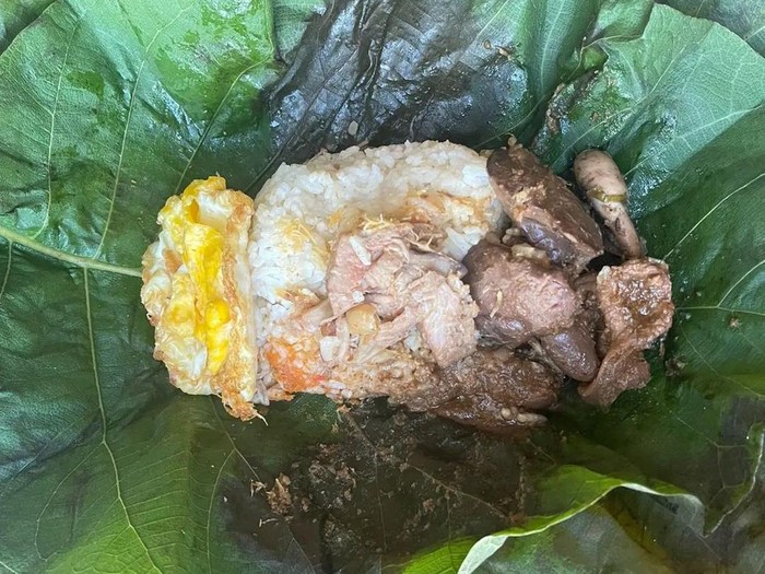 Nasi Pocong