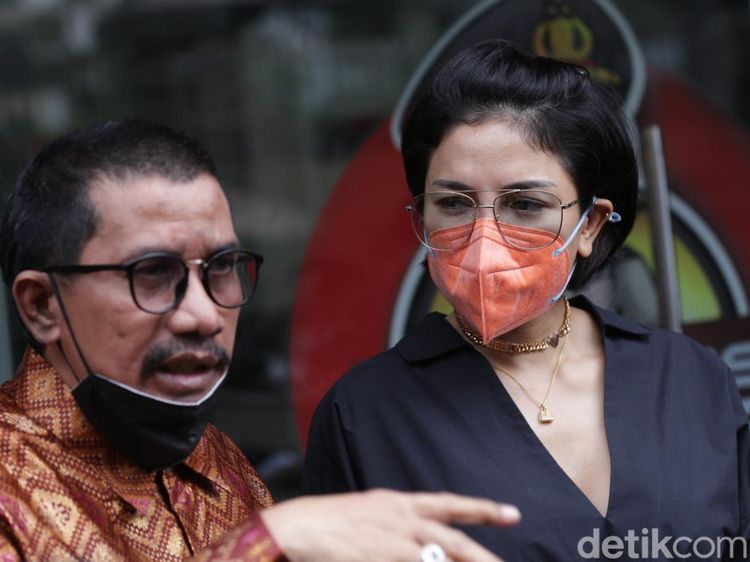 Nikita Mirzani Ngadu dan Minta Perlindungan Polri
