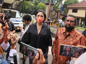 Cek Proyek Holywings, Nikita Mirzani Tulis soal Orang Jujur Lebih Enak