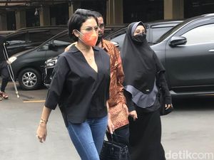 Rumahnya Dikepung Polisi, Nikita Mirzani Ngadu ke Propam Polri