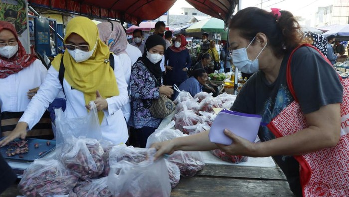 Operasi pasar yang digelar Pemprov Lampung
