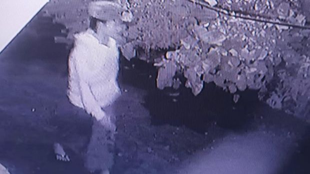 Pencuri BH dan CD di Banyuwangi yang terekam CCTV dan viral