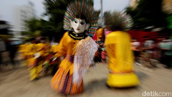 Pesta Ondel-ondel Meriahkan HUT ke-495 DKI Jakarta