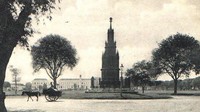 Lapangan Banteng dulu dihiasi menara peringatan kebebasan belanda atas pendudukan perancis, menara itu kini dipindahkan ke museum prasasti. Dok. djawatempodoeloe