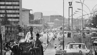 Suasana Bundaran Hotel Indonesia pada tahun 1966. Dok. djawatempodoeloe