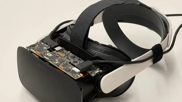 Prototipe Headset Meta