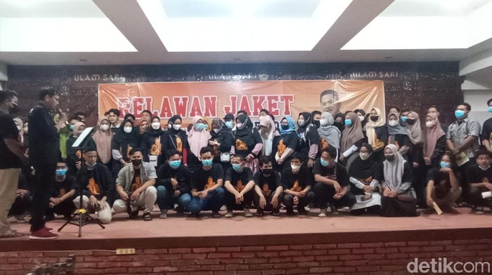 Relawan Jaket Presiden 2024 mendeklarasikan dukungannya pada Erick Thohir menjadi calon presiden, di Kudus, Rabu (22/6/2022).