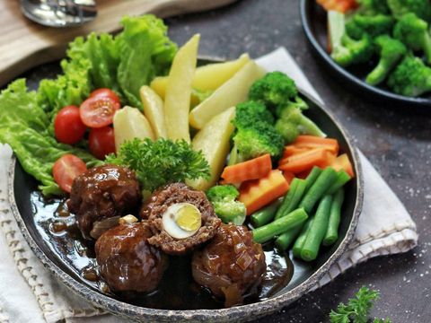 Resep Bistik Bola Daging Isi Telur Puyuh