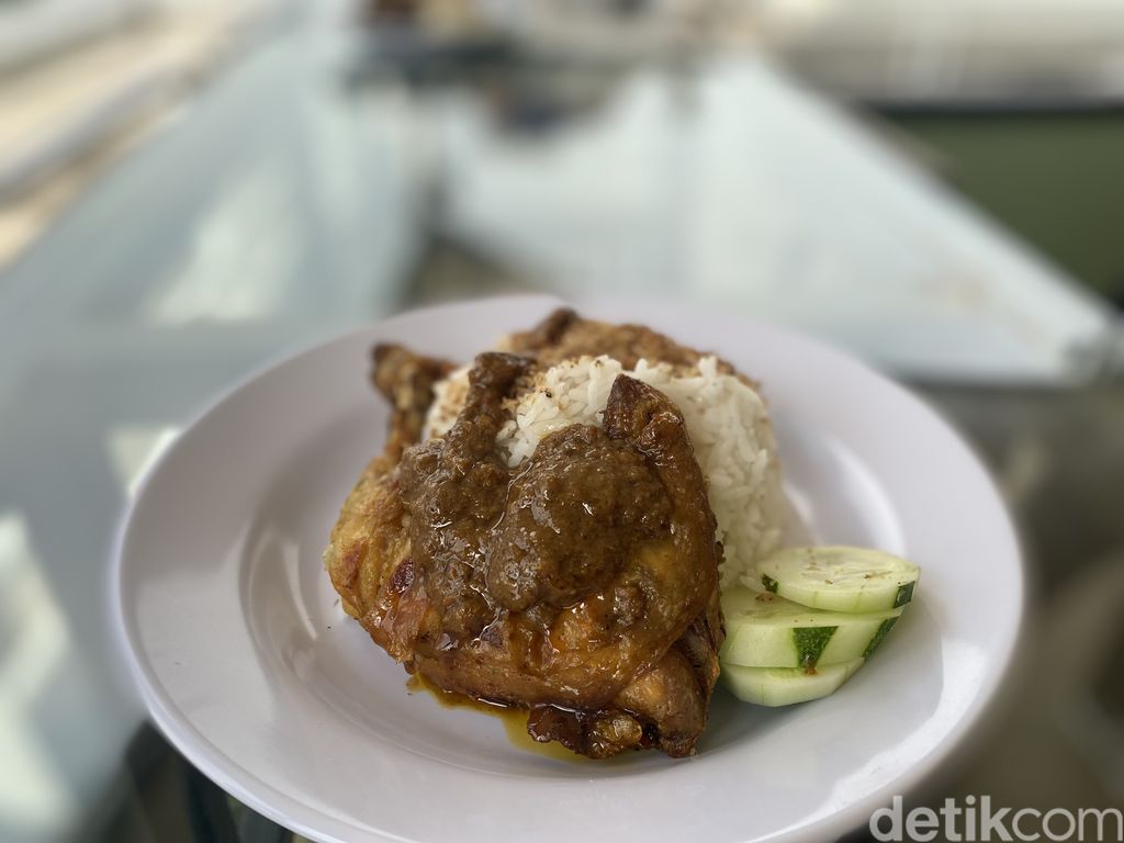 Review Ayam dan Bebek Rating Terburuk