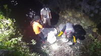 Temuan ular itu lalu dilaporkan pihak rumah sakit ke BPBD Boyolali. TRC BPBD bersama Damkar dan Snake Rescue Boyolali kemudian melakukan evakuasi kedua piton tersebut. Foto: dok BPBD Boyolali