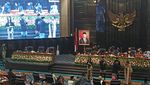 Asyik! Saat Anies-Ketua DPRD DKI Manortor di Paripurna HUT Jakarta